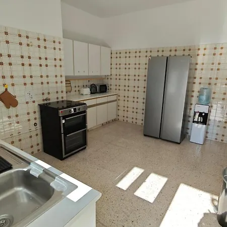 Center Spacious * Nicosia